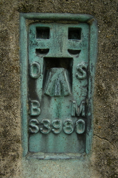 Cliffe Hill - flush bracket