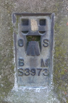 Lodge Hill - flush bracket
