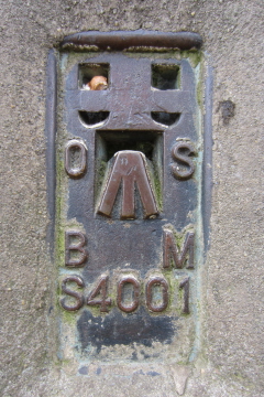 Barpham Hill - flush bracket