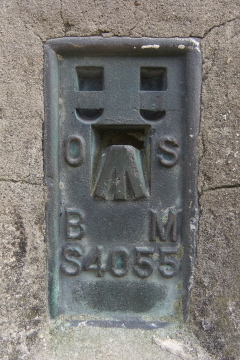 Heyshott Down - flush bracket Heyshott Down - flush bracket
