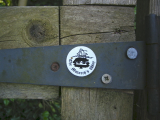 Monarch's Way waymark (sticky label) Waymark label